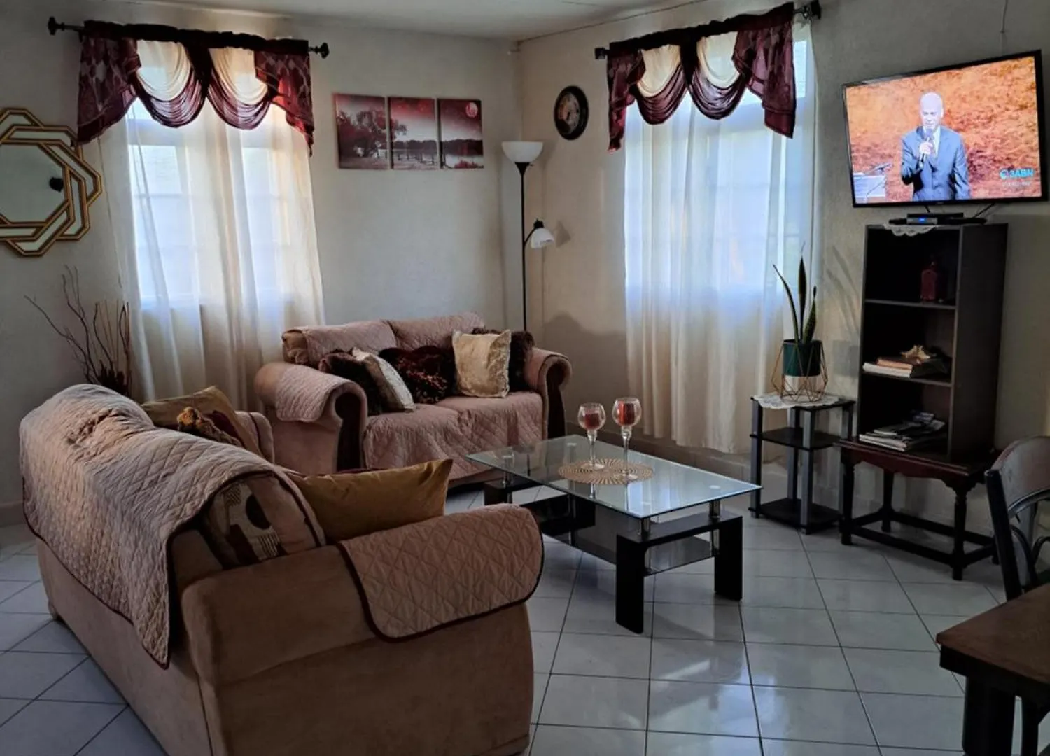 So-Neez Top Floor Apt Κράιστ Τσερτς