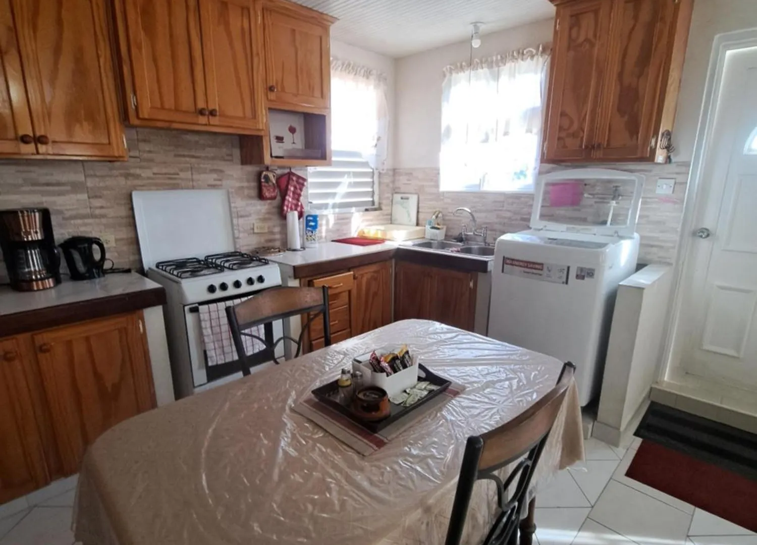 So-Neez Top Floor Apt Κράιστ Τσερτς 0*,